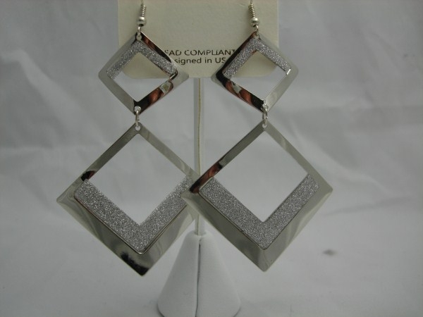 Silver Tone Earring